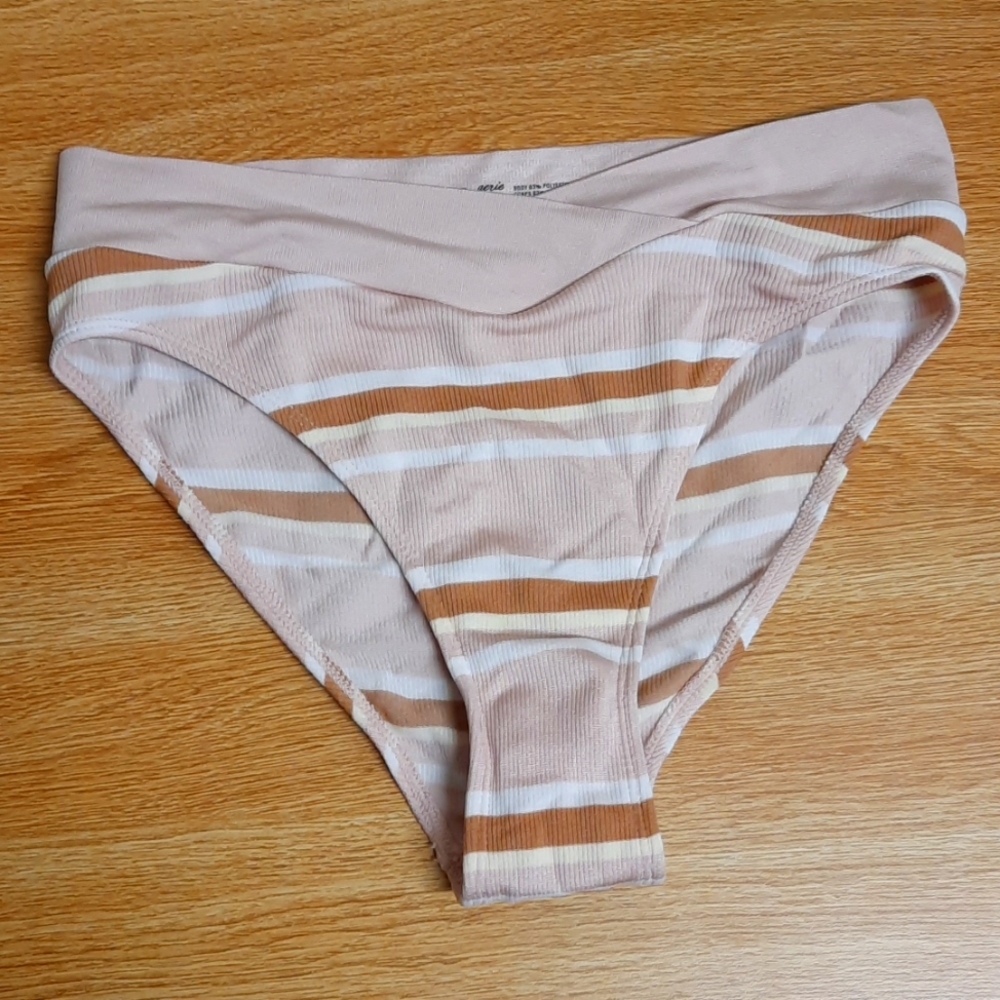 Aerie striped undies